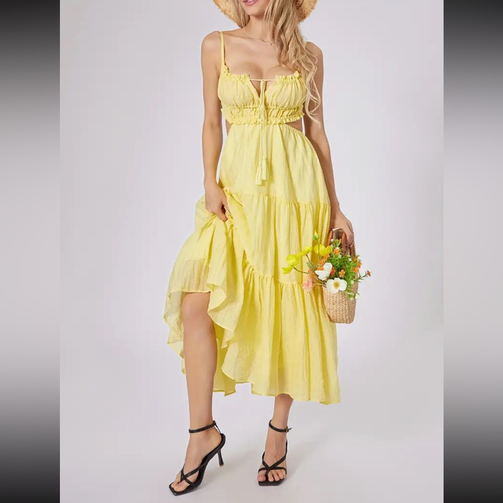 Elegant Sunny Yellow Maxi Dress